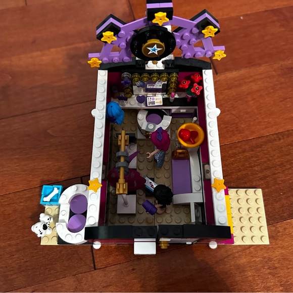 Lego Friends 41104 Pop Star Stage - Picture 6 of 7